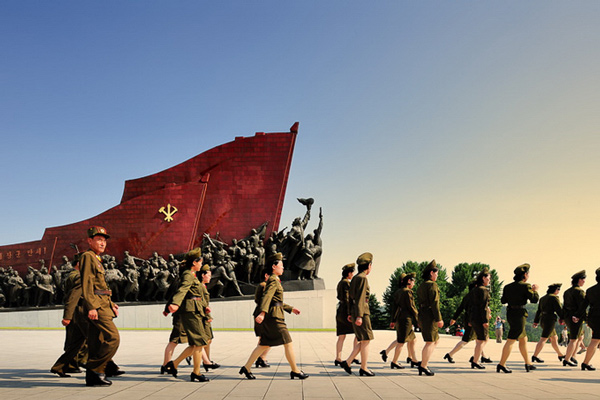 North-Korea-Debbie-Pappyn-David-De-Vleeschauwer-